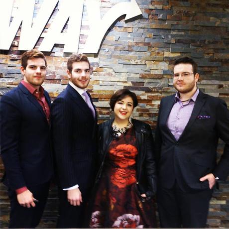 Mes cheveux pour l'ADISQ Chez Coiffure Spa Nouveau Regard (plus les détails de nos habillements)