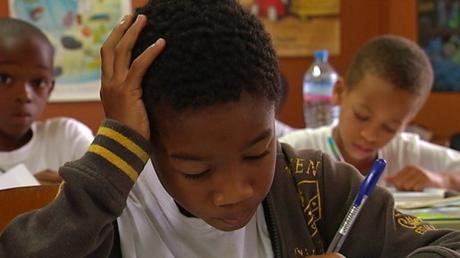 Seïdy, 8 ans, écolier en attente de greffe de moelle osseuse © Cédric Métairon