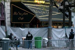 Minute de silence et hommage aux victimes des attentats à Paris et au « Bataclan »…