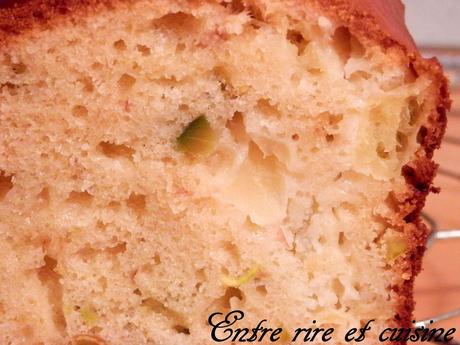 Cake au Lait concentré sucré / Amande / Pistaches / Pommes