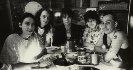 Blonde & Idiote Bassesse Inoubliable********************************Dehors Novembre des Co-Locs