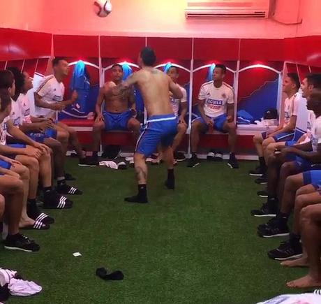 James Rodriguez réalise le « keepy-uppy bin challenge »