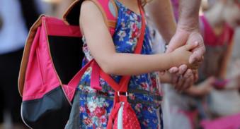  Un père agresse sexuellement sa fille de 8 ans