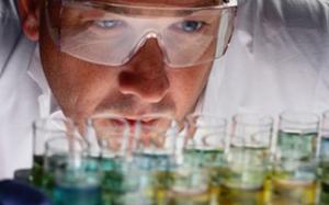 VIH: Un médicament du sevrage alcoolique qui débusque le virus – The Lancet VIH