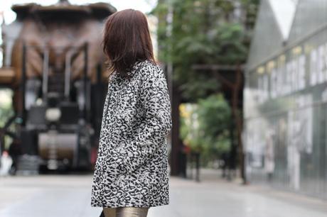 C’était ni toi ni moi, mais c’était nous quand même manteau NAF NAF léopard