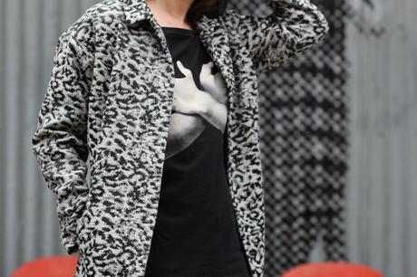 C’était ni toi ni moi, mais c’était nous quand même t-shirt mains trompe-l'oeil DDP