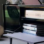 HIGH-TECH : Søbel, mobilier vintage, connecté et belge!