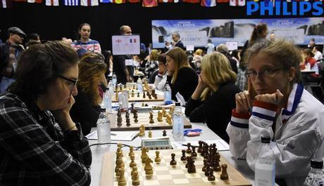 L'équipe de France féminine d'échecs face à la Géorgie - Photo © site officiel
