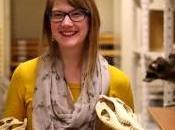 Musées parlez publics avec correspondant chef curiosité