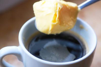 Du beurre dans votre café pour maigrir? ⊙▃⊙
