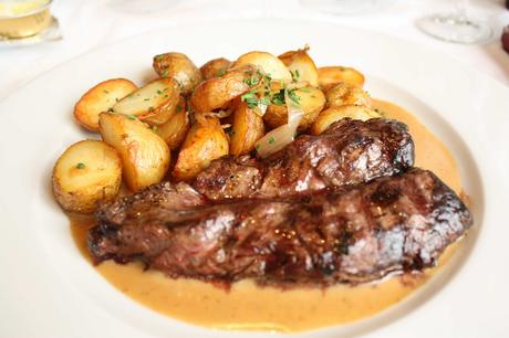 Onglet de bœuf, sauce au poivre © P.Faus