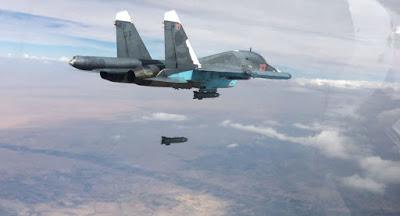 Syrie: plus de 1.000 camions-citernes de l’État Islamique détruits par les avions russes (VIDÉO)