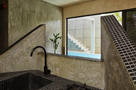 studio-arquitecots-casa-t-vacation-home-in-tulum-011-800x533