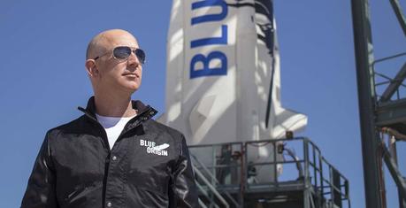 Jeff Bezos a déployé la première fusée réutilisable au monde