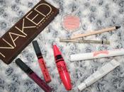 oubliés placard. maquillage: deux possibilités.