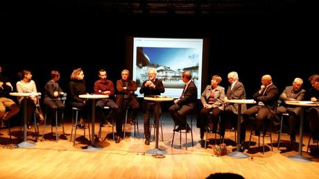 Halle ou pas halle : that is the question. Aux Lovériens d'y répondre