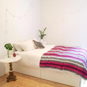 Une déco pour voyager Couverture mexicaine rose