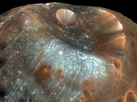 Phobos et le cratère Stickney