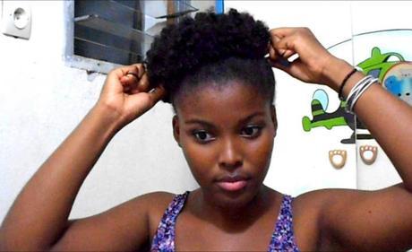 Comment avoir un afro puff bouclé avec Melissa