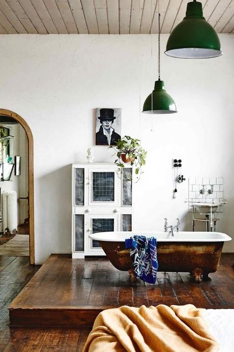 living-in-a-factory-Saskia-Folk-05-800x1204