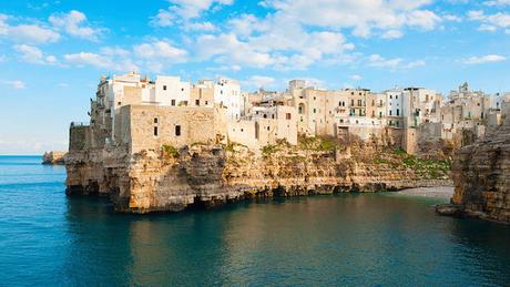 best-small-towns-in-southern-italy-Polignano