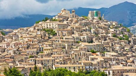 best-small-towns-in-southern-italy-Morano-Calabro
