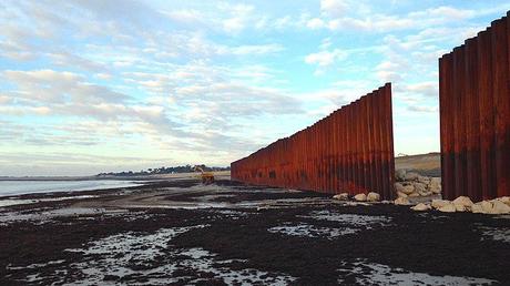 Travaux sur la digue du Martray sur l'Ile de Ré. © Pascal Coussy