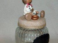 Pot gourmand avec p'tit cuistot en porcelaine froide