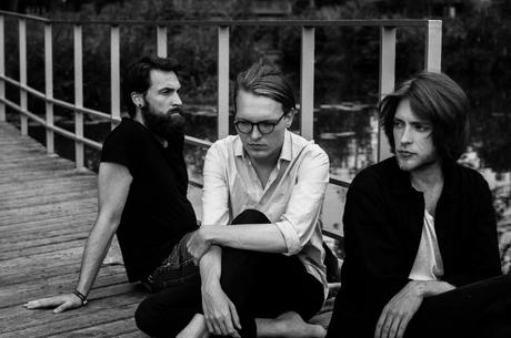 unhappybirthday – Taipeh (PREMIERE)