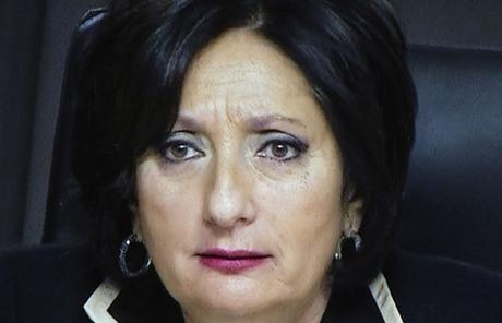 Le Monde Verse Vers L'Illégalité Universelle