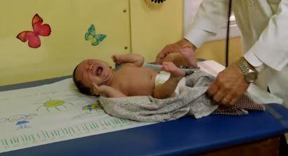 Comment calmer les pleurs de bébé