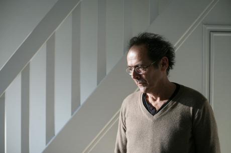 Bernard Stiegler, dans son bureau parisien, en 2013