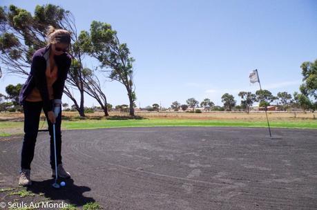 nullarbor_links_golf_australie