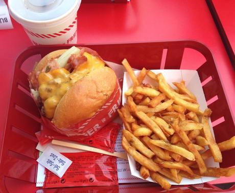 burger and fries paris