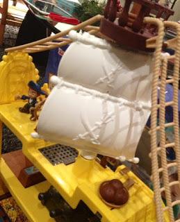 Jake et le bateau géant !