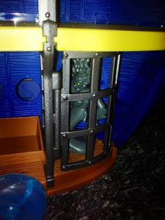 Jake et le bateau géant !