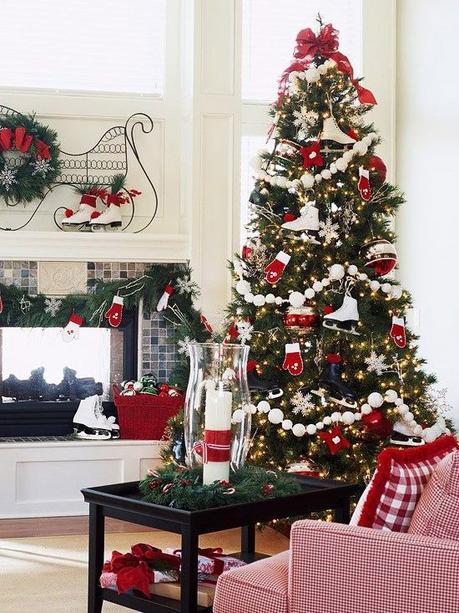 A Red & White Christmas Tree