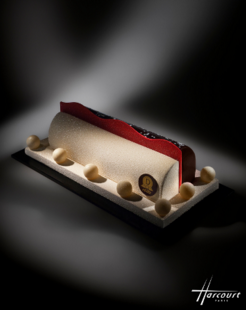 Lever de rideaux est une bûche de la carte gourmande de Dalloyau pour les fêtes