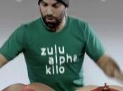 Jingle Butts chanson Noël tapant fesses