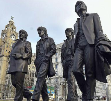Une statue des Beatles inaugurée à Liverpool