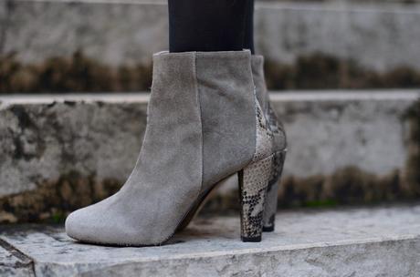 Khaki Tutu Khaki Tutu