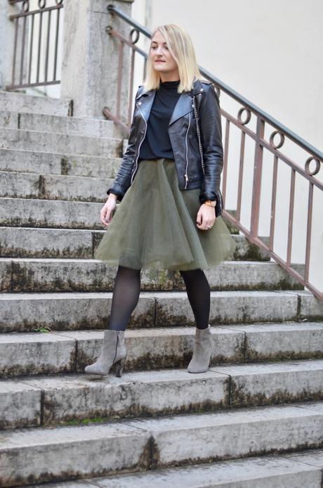 Khaki Tutu Khaki Tutu