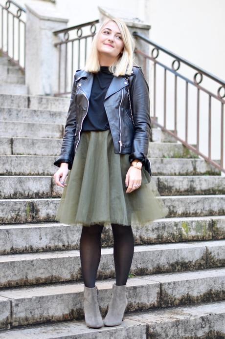 Khaki Tutu Khaki Tutu