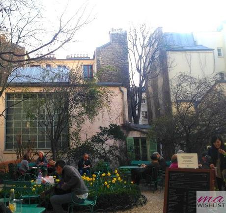 un the dans le jardin paris musée de la vie romantique