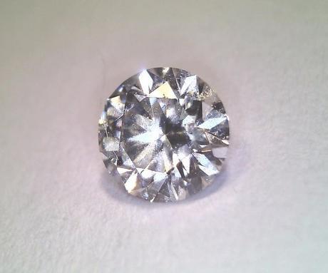 Un diamant G VS2 de 0,25 carat Un diamant G VS2 de 0,25 carat