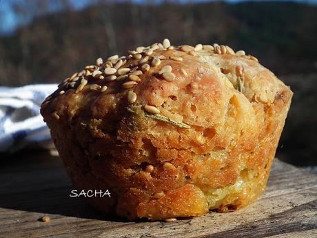 Petits pains d'épice aux herbes de Provence et graines de moutarde
