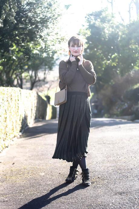 look-jupe-laine-susanna-chloe-zara-collection-hiver-2016-chanel-vintage-mademoiselle-street-style