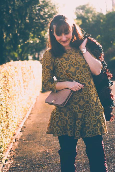 blog-mode-look-cuissardes-robe-free-people-gilet-franges-asos-70-sac-chanel-mademoiselle