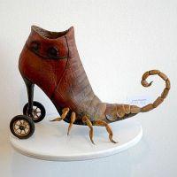 Sculptures chaussures par Costa Magarakis