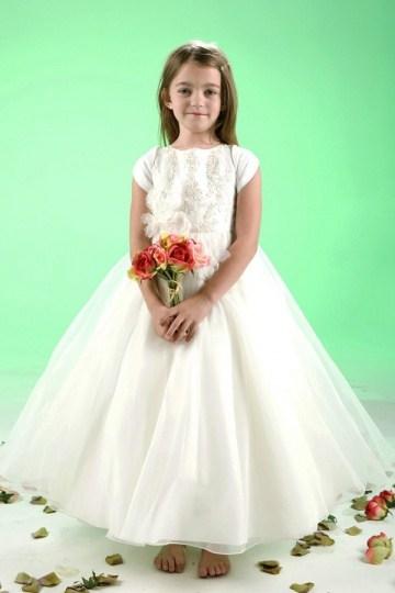 Robe cortège fille pour la petit ange lumineux